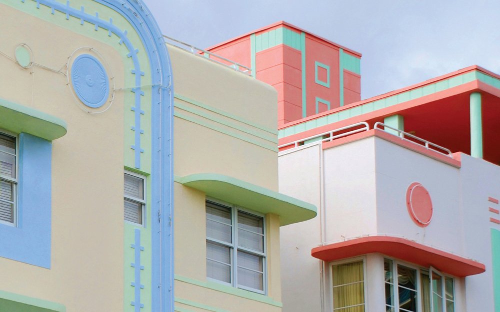 Tour a pé da arquitetura deMiami Beach | Arquitetura Art Déco | Caminhe com Viagem + Lazer