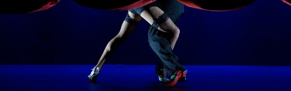 Dans Tango nan C'est Rouge